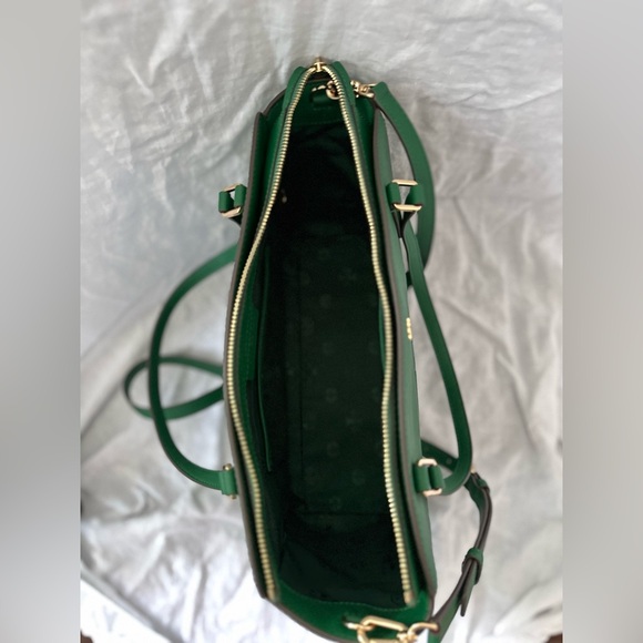 Tory Burch Green Tote Bag - Picture 6 of 7